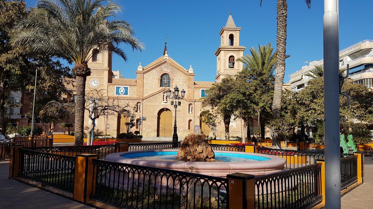 Apartamento Torrevieja Dış mekan fotoğraf